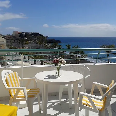 Playa Delphin Apartment Puerto De Naos